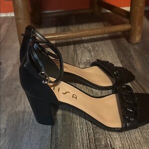 Unisa Black Heeled Sandals